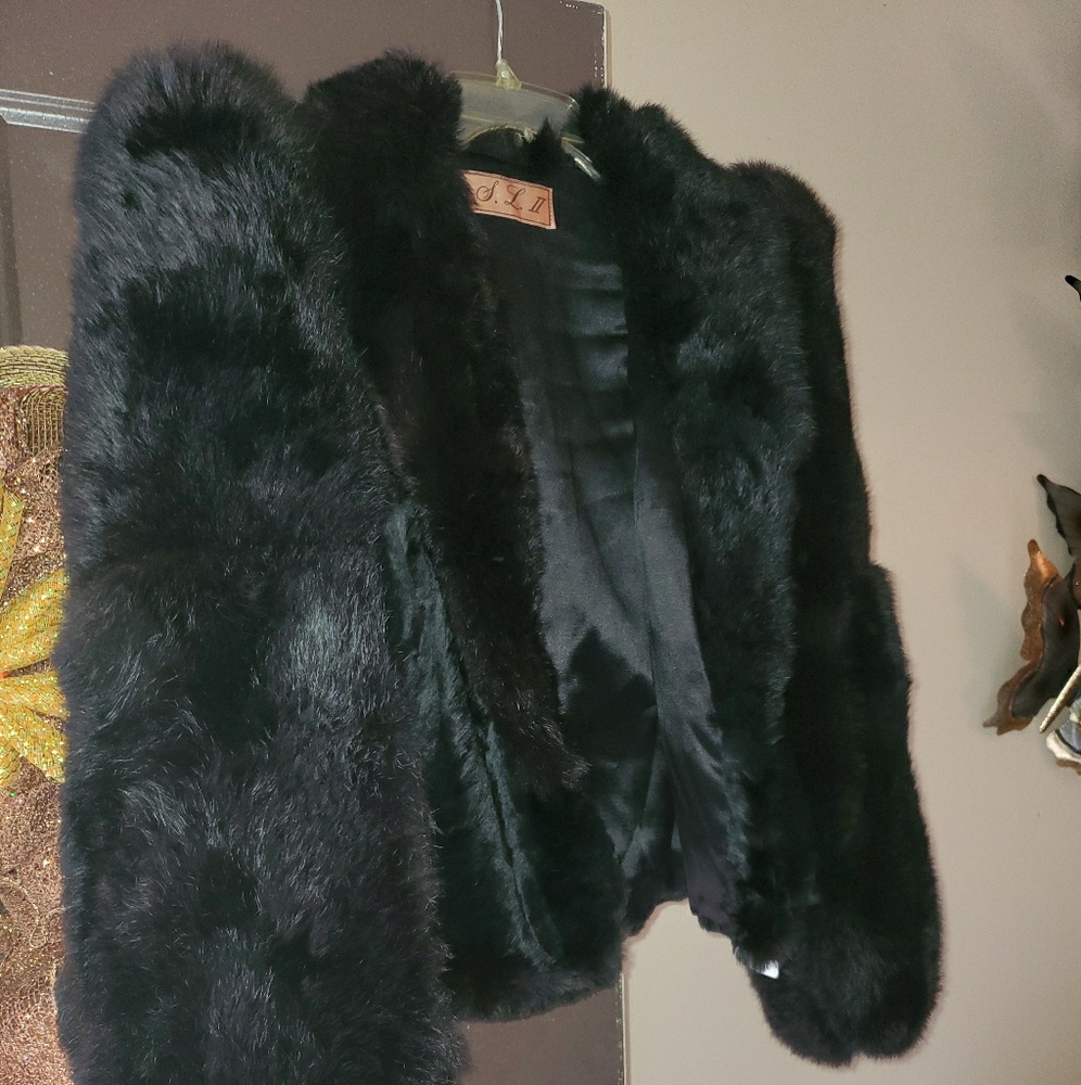 J.s.l.  11 fur jacket